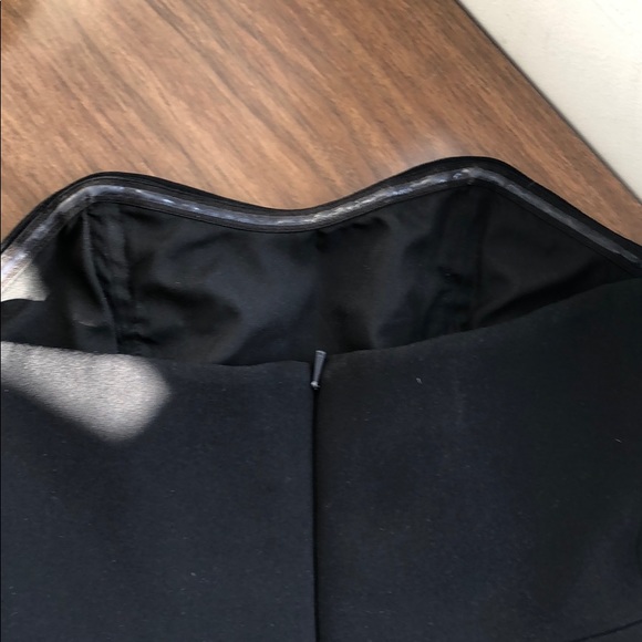 Whistles Strapless Black Crossover Structured Top - Picture 5 of 5